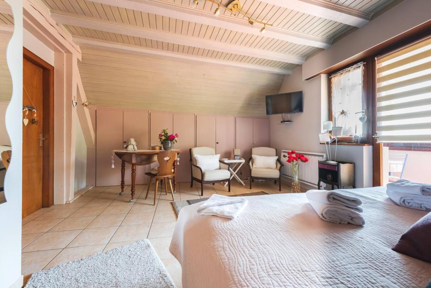 Chambre Du Vigneron - Domaine Leon Bleesz Reichsfeld Екстер'єр фото